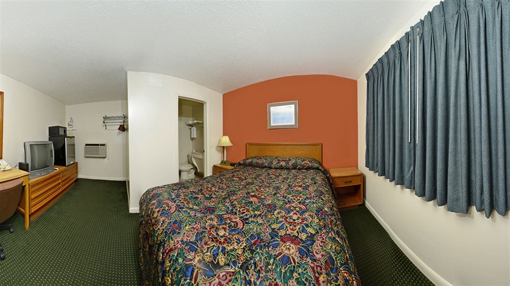 Best Way Inn Middlefield Zewnętrze zdjęcie